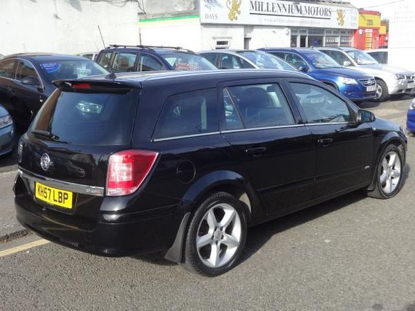2007 Vauxhall Astra 1.9 CDTi 16V SRi image 4