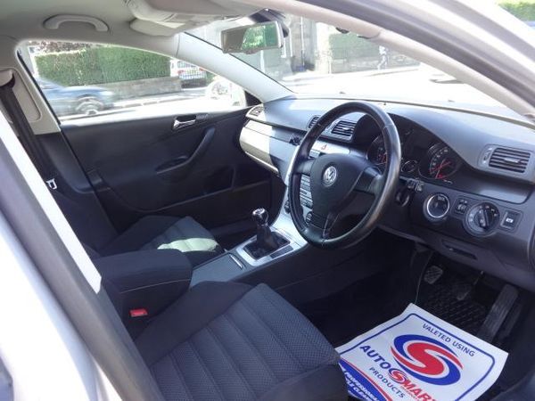 2006 Volkswagen Passat 2.0 Sport TDI image 6