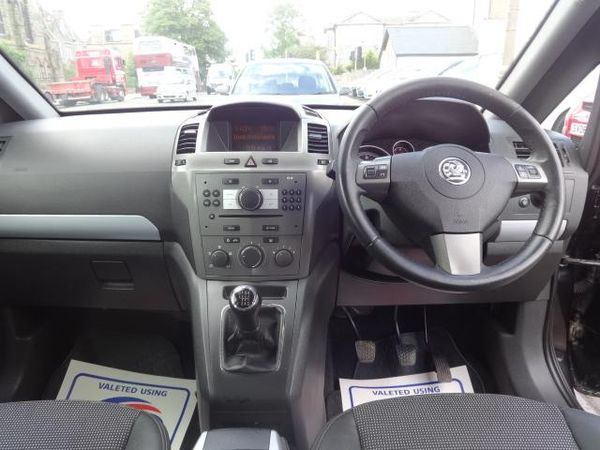 2007 Vauxhall Zafira 1.9 CDTi image 6
