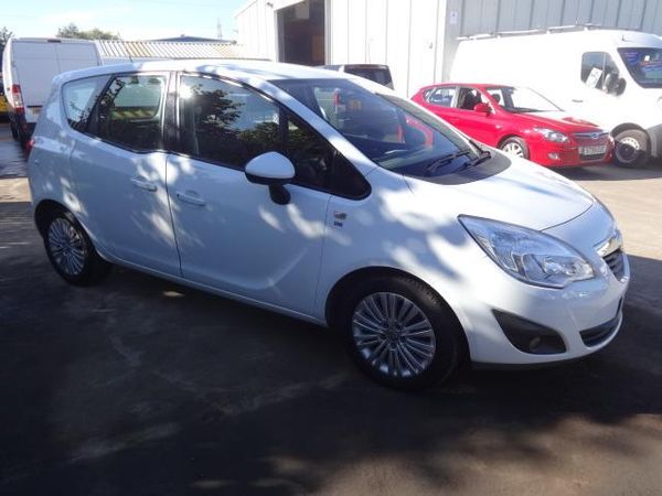 2011 Vauxhall Meriva 1.4i 16V image 1