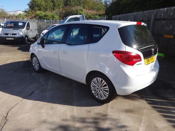 2011 Vauxhall Meriva 1.4i 16V image 4