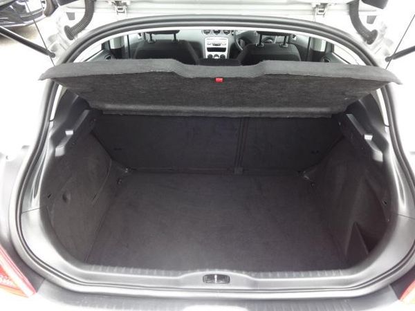 2010 Peugeot 308 1.6 HDi image 7