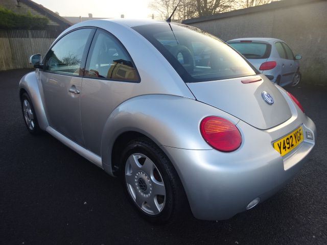 2001 VOLKSWAGEN BEETLE 2.0 image 2