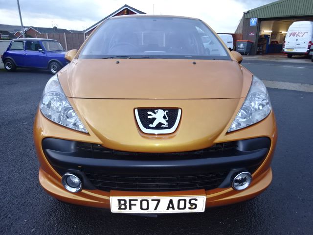 2007 PEUGEOT 207 1.4 16V Sport image 2
