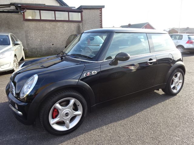 2004 MINI HATCHBACK 1.6 One image 1