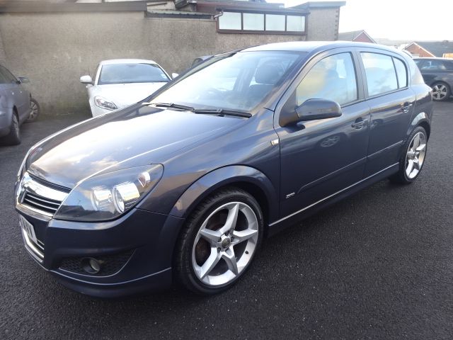 2008 VAUXHALL ASTRA 1.9 CDTi 16V SRi image 1