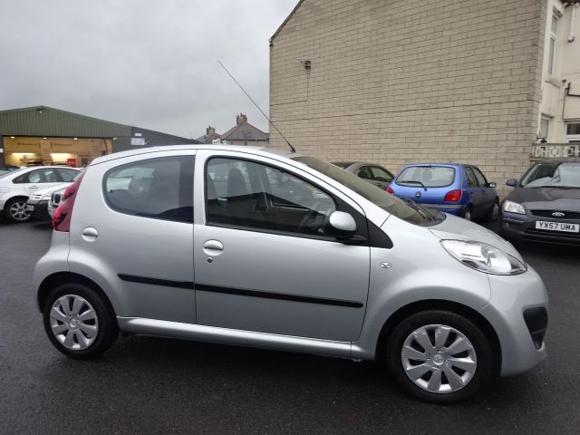 2012 PEUGEOT 107 1.0 Active image 4