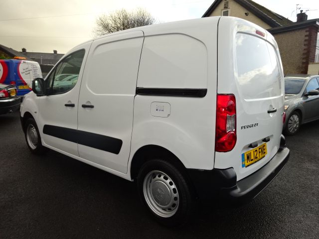 2012 PEUGEOT PARTNER 850 S 1.6 HDi image 2