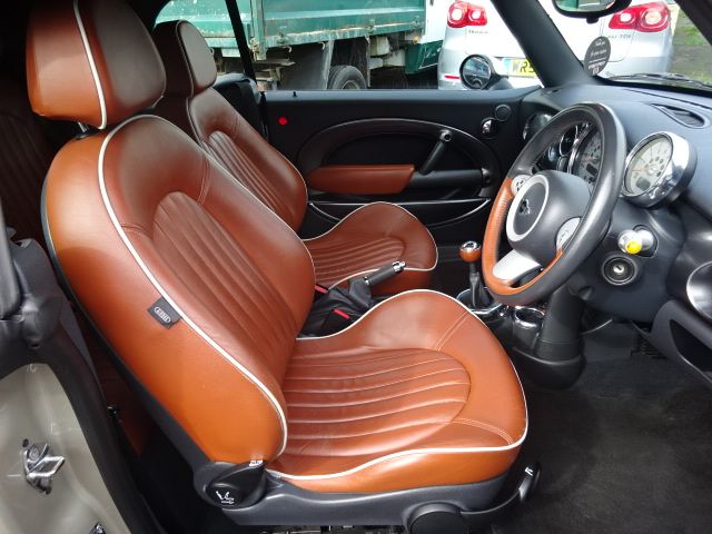 2007 MINI 1.6 Cooper image 5