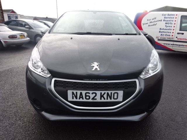 2012 PEUGEOT 208 1.4 HDi image 4