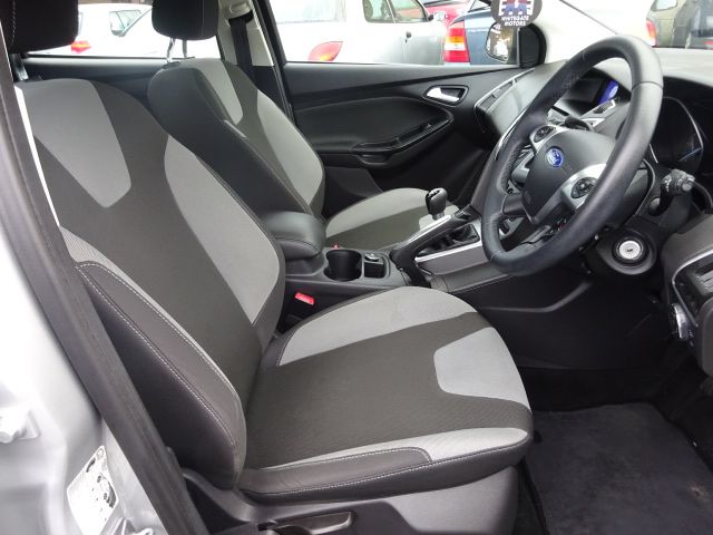 2011 FORD FOCUS 1.6 TDCi Zetec image 5