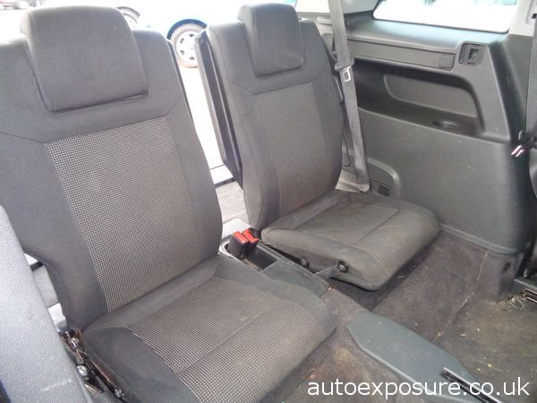 2010 Vauxhall Zafira 1.9 CDTi SRi image 5