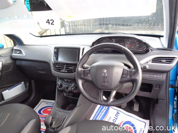 2012 Peugeot 208 1.4 HDi Active image 6