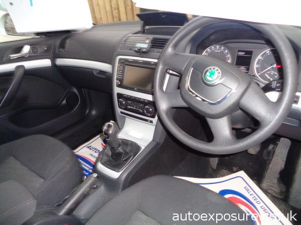 2011 Skoda Octavia 1.6 TDI CR SE image 6