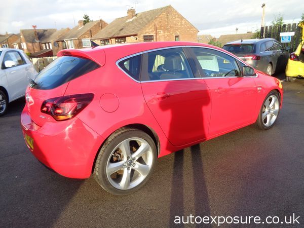 2010 Vauxhall Astra 2.0 CDTi 16V SRi image 4