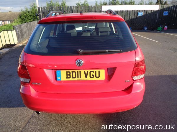 2011 Volkswagen Golf 1.6 TDI SE image 3