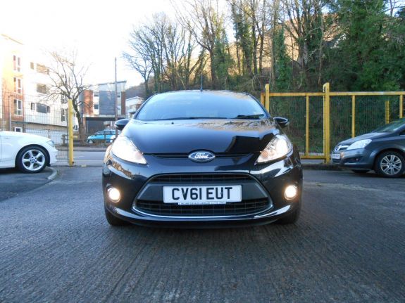 2011 Ford Fiesta 1.6 TDCi Zetec 5dr image 2