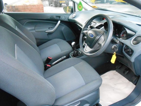 2011 Ford Fiesta 1.4 TDCi 3dr image 5
