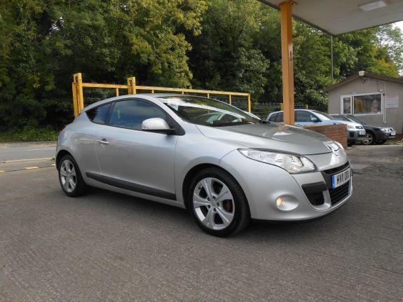 2011 Renault Megane 1.6 VVT 2dr image 1