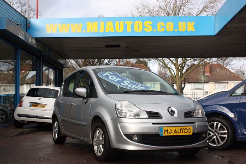 2008 Renault Grand Modus 1.6 5dr image 1