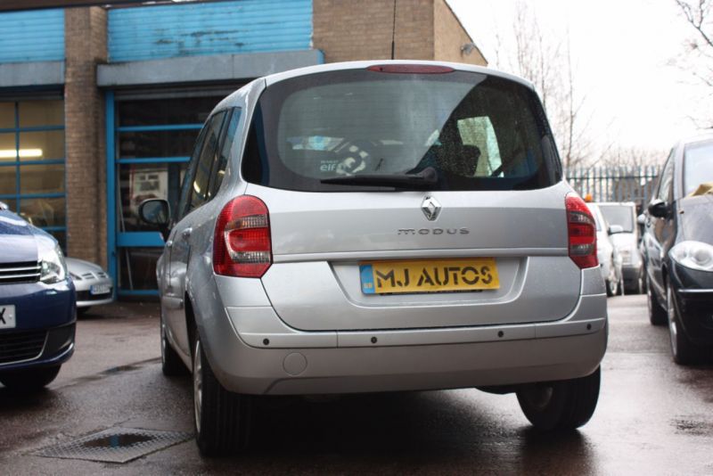 2008 Renault Grand Modus 1.6 5dr image 3