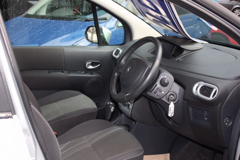 2008 Renault Grand Modus 1.6 5dr image 6