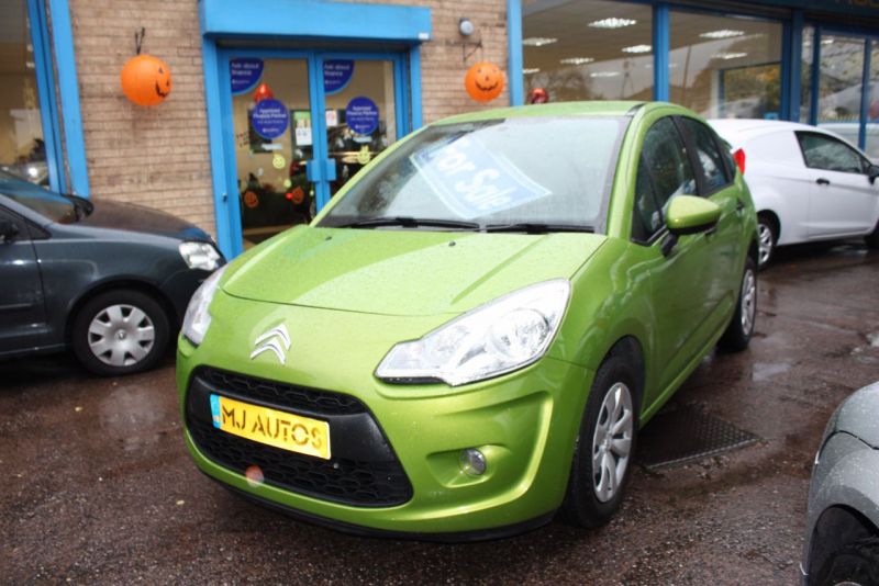 2010 Citroen C3 1.1i VT 5dr image 2