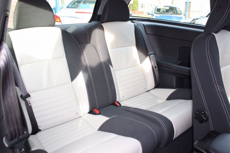 2008 Volvo C30 1.6D Sport 3dr image 8