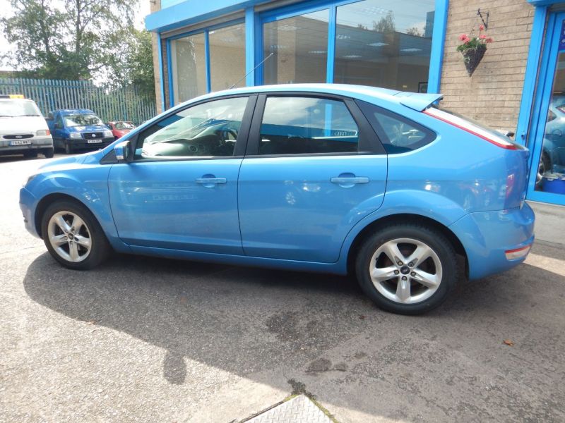 2011 Ford Focus 1.6 TDCi Zetec image 3