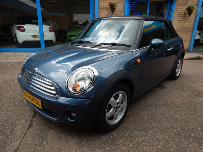 2009 Mini Convertible 1.6 Cooper 2dr image 2