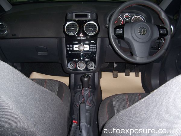 2013 Vauxhall Corsa 1.2 SXi image 6