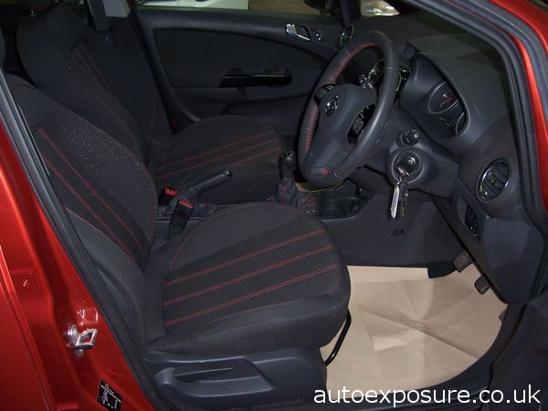 2013 Vauxhall Corsa 1.4 SXi image 4