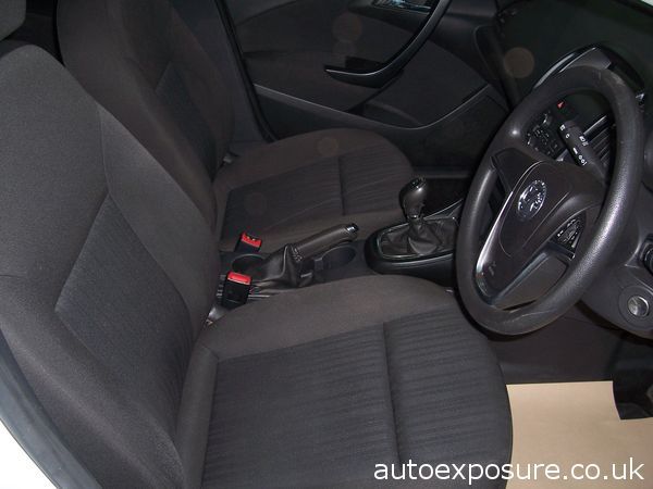 2012 Vauxhall Astra 1.7 CDTi 16V image 4