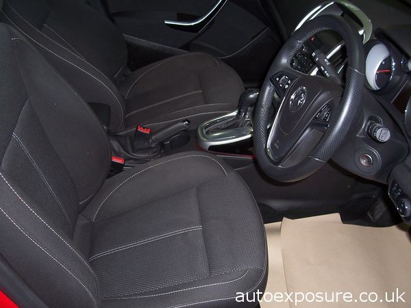 2012 Vauxhall Astra 2.0 CDTi 16V SRi image 4