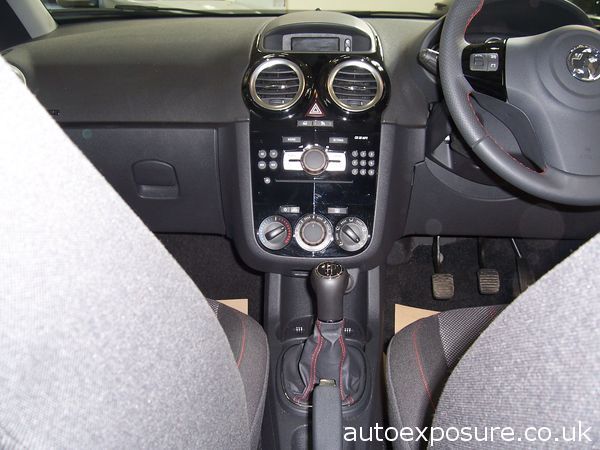 2014 Vauxhall Corsa 1.2 SXi image 6