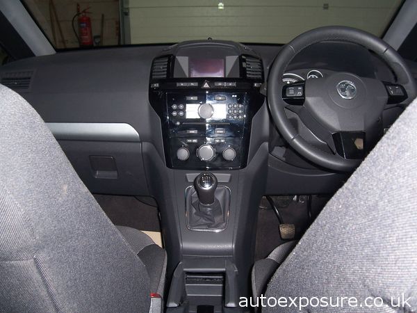 2012 Vauxhall Zafira 1.6i image 6