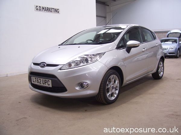 2012 Ford Fiesta 1.4 TDCi Zetec image 2