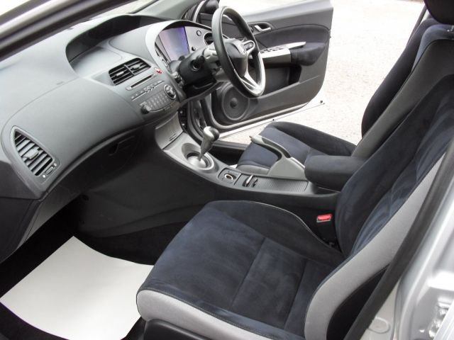 2006 HONDA CIVIC 2.2 i-CTDi Sport 5dr image 6