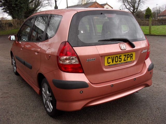 2005 HONDA JAZZ 1.4i-DSi SE Sport 5dr image 3