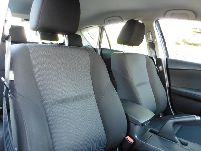 2011 MAZDA 3 1.6d 5dr image 6