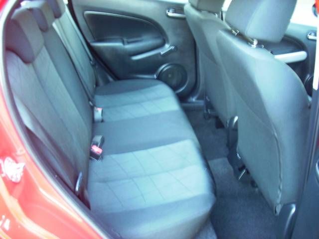 2012 MAZDA 2 1.3 Tamura 5dr image 7