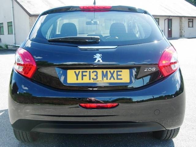 2013 PEUGEOT 208 1.4 VTi 3dr image 3