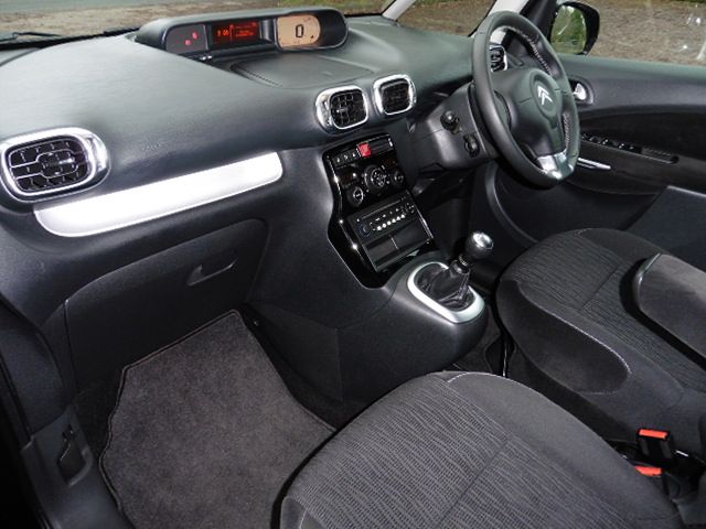 2013 CITROEN C3 PICASSO 1.6 HDi 8V 5dr image 7