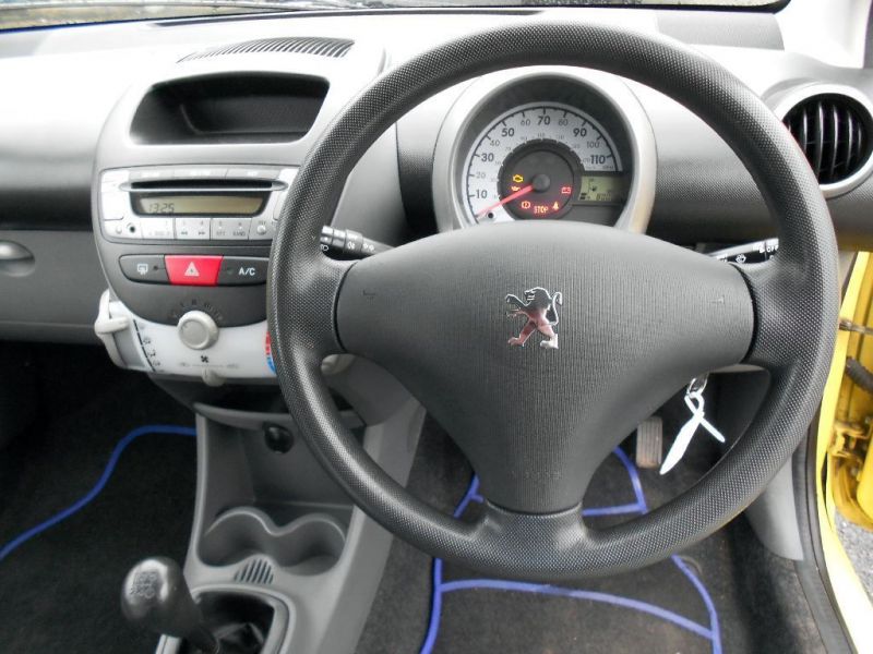 2007 Peugeot 107 1.0 12V image 9
