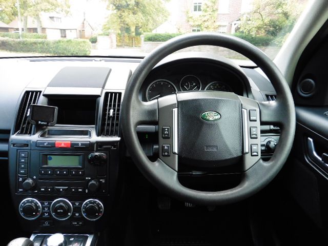 2007 LAND ROVER FREELANDER 2.2 Td4 GS 5dr image 6