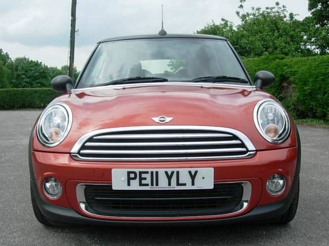2011 MINI CONVERTIBLE 1.6 One 2dr image 2