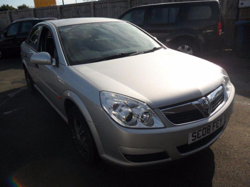 2008 Vauxhall Vectra 1.8 i VVT Life 5dr image 1