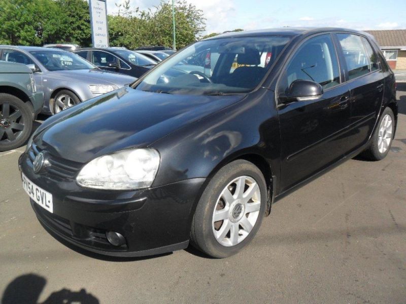2004 Volkswagen Golf 2.0 TDI GT 5dr image 2