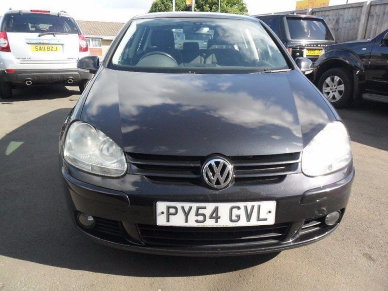 2004 Volkswagen Golf 2.0 TDI GT 5dr image 3