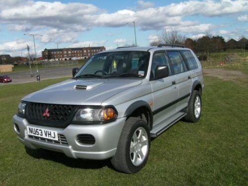 2003 Mitsubishi Shogun Sport 2.5 TD GLS 5DR image 1